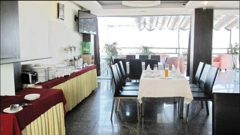 khach-san-gold-da-nang-4-800x450